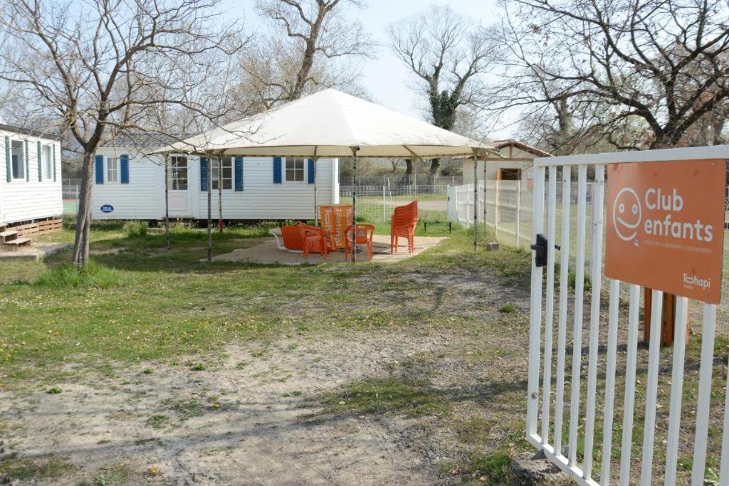 Mobil Home Tout Confort 6 Personnes Climatise Au Pied Du Luberon ラ・ロック・ダンテロン エクステリア 写真